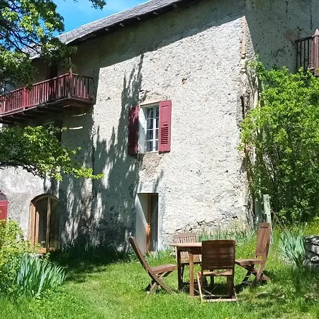 Maison Authentique En Ubaye Holiday home Jausiers