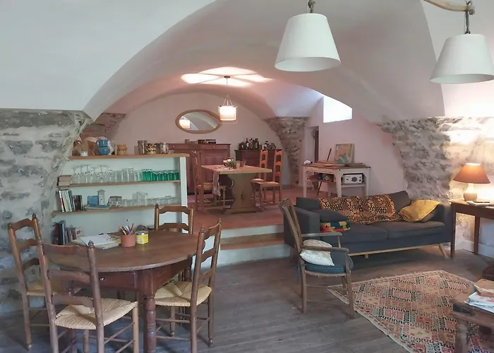 Maison Authentique En Ubaye 펜션